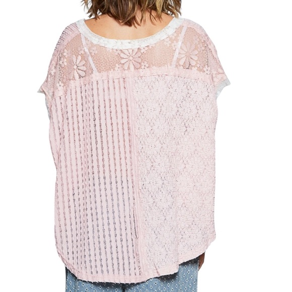 POL Pink Lace V-Neck Blouse - Picture 3 of 3